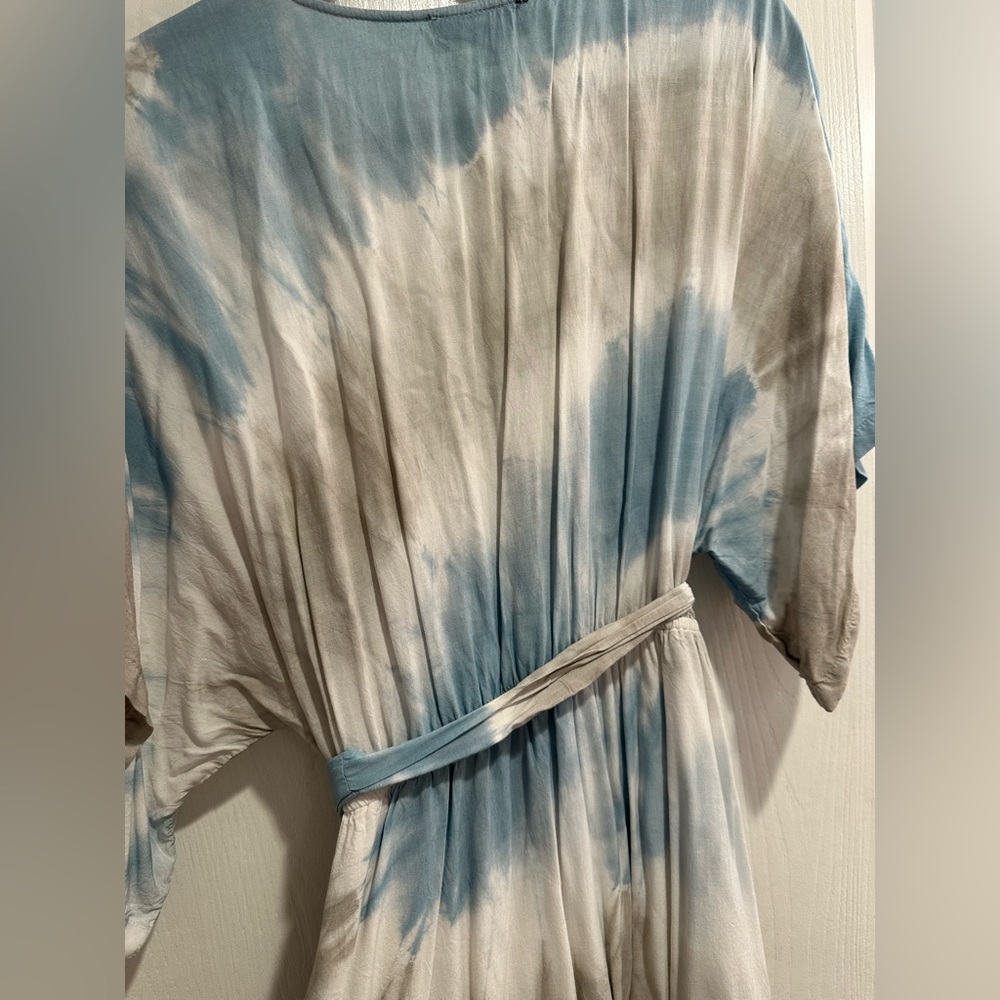 Aakaa v-neck wrap maxi dress - Picture 10 of 11